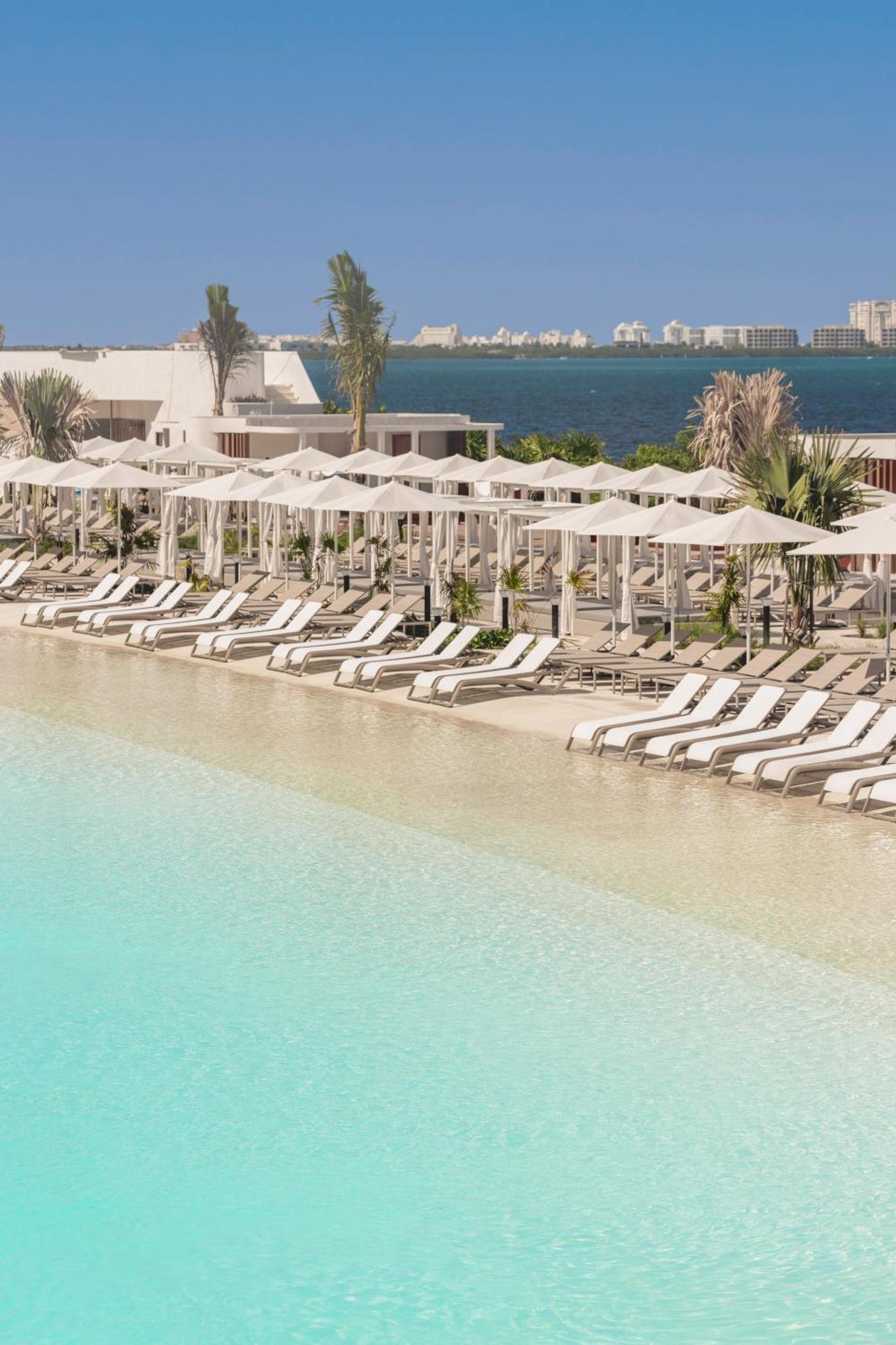 Ava Resort Cancun Exterior photo
